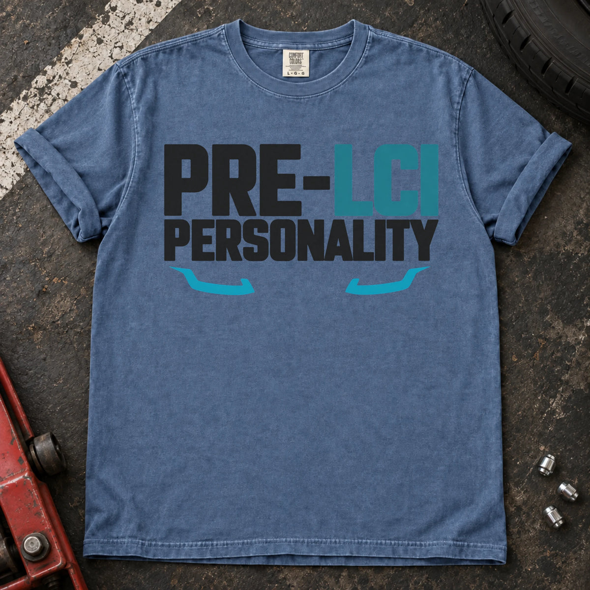 Blue Jean car enthusiast T-shirt. Minimal headlight lines give Pre-LCI Personality an enthusiast identity.