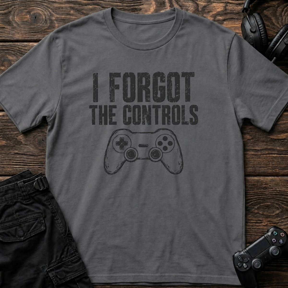 Charcoal gaming T-shirt. A controller accompanies the admission, I forgot the controls.