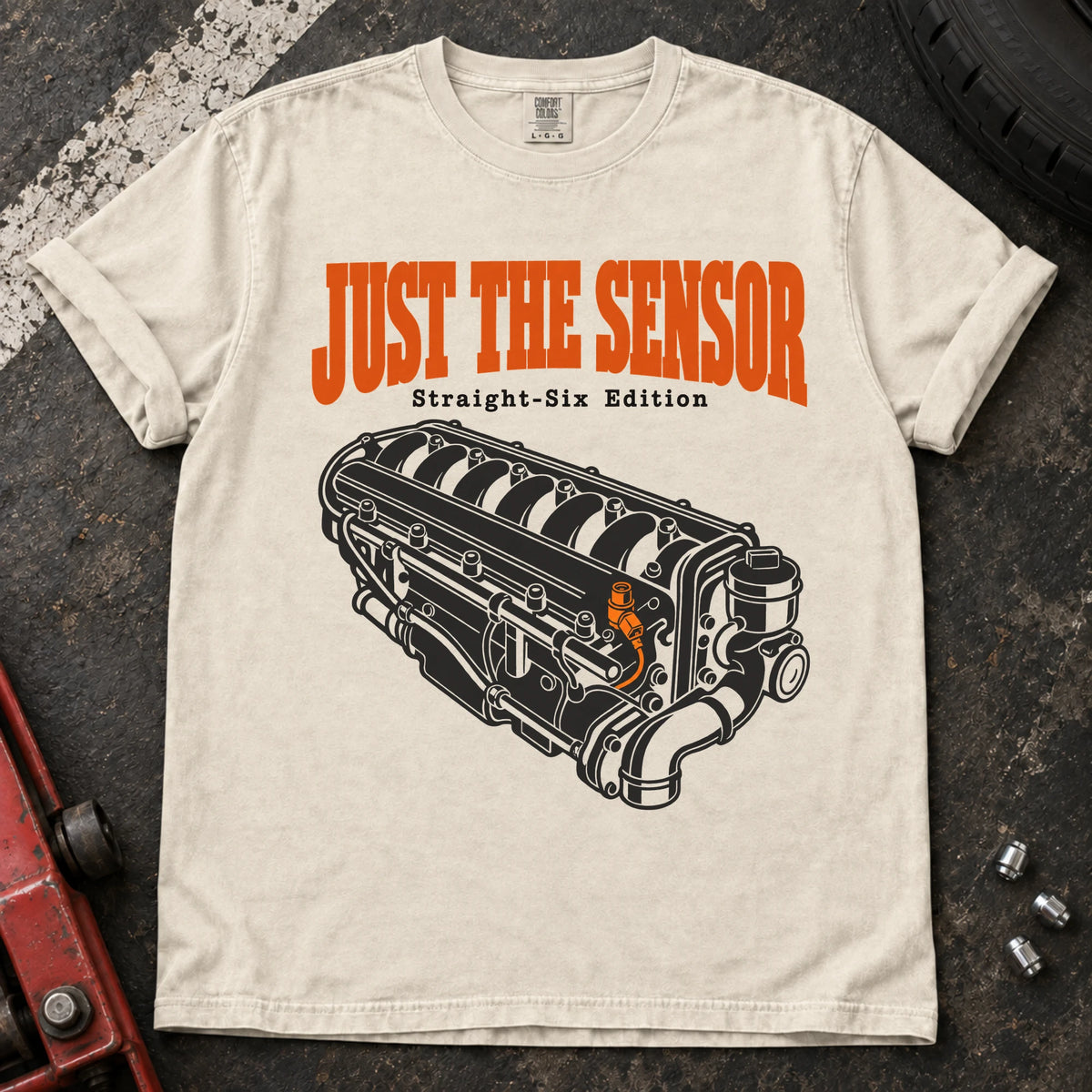 Ivory car enthusiast T-shirt. An inline-six engine illustrates just the sensor, straight-six edition.