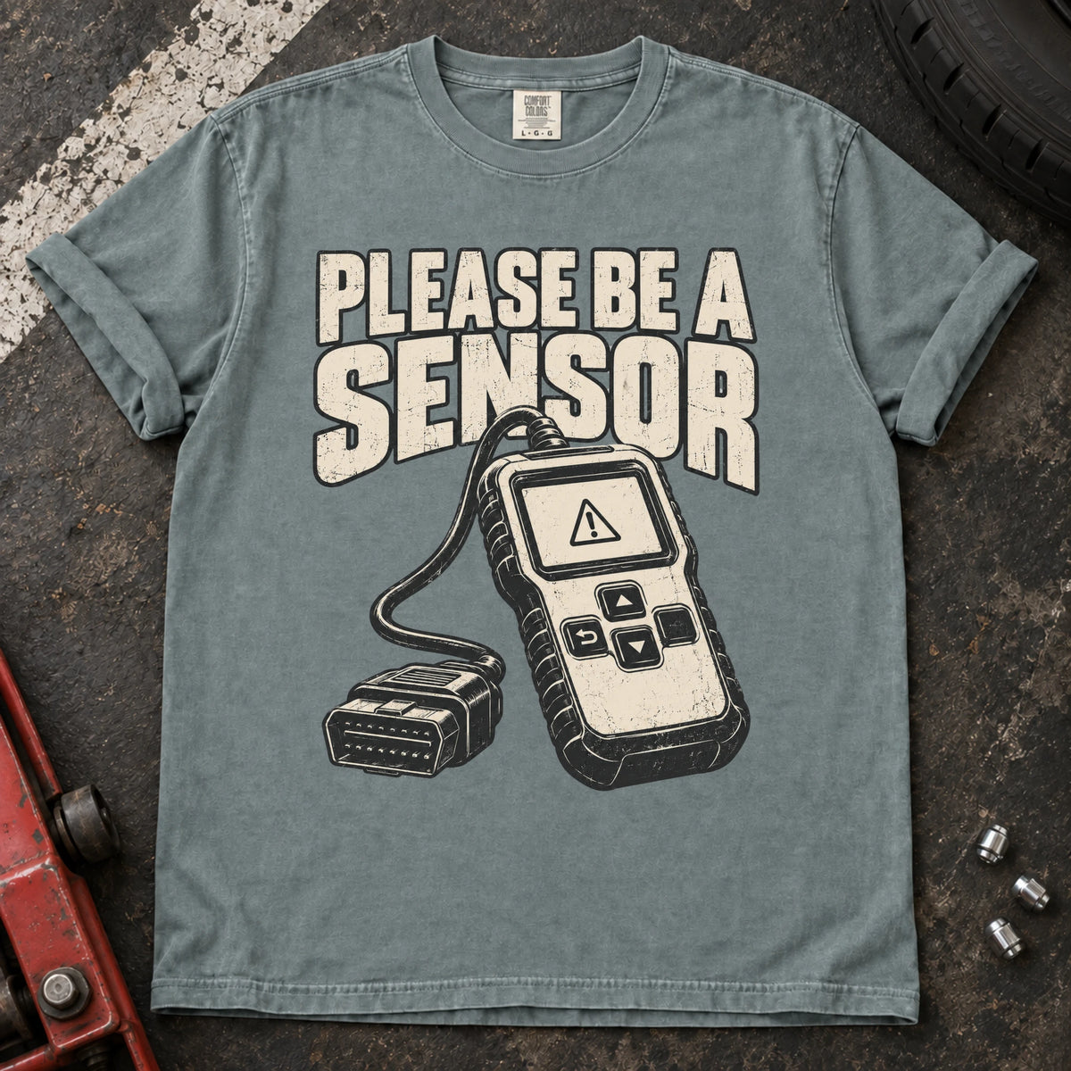 Bay car enthusiast T-shirt. A fault scanner accompanies the plea, please be a sensor.