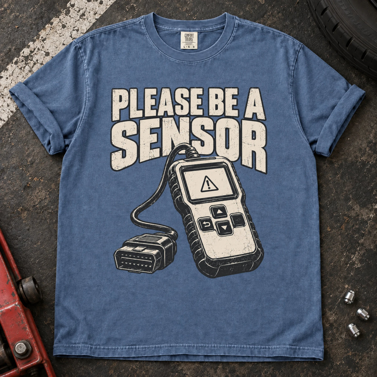 Blue Jean car enthusiast T-shirt. A fault scanner accompanies the plea, please be a sensor.