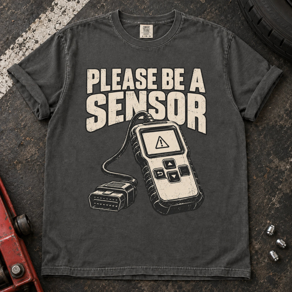 Pepper car enthusiast T-shirt. A fault scanner accompanies the plea, please be a sensor.