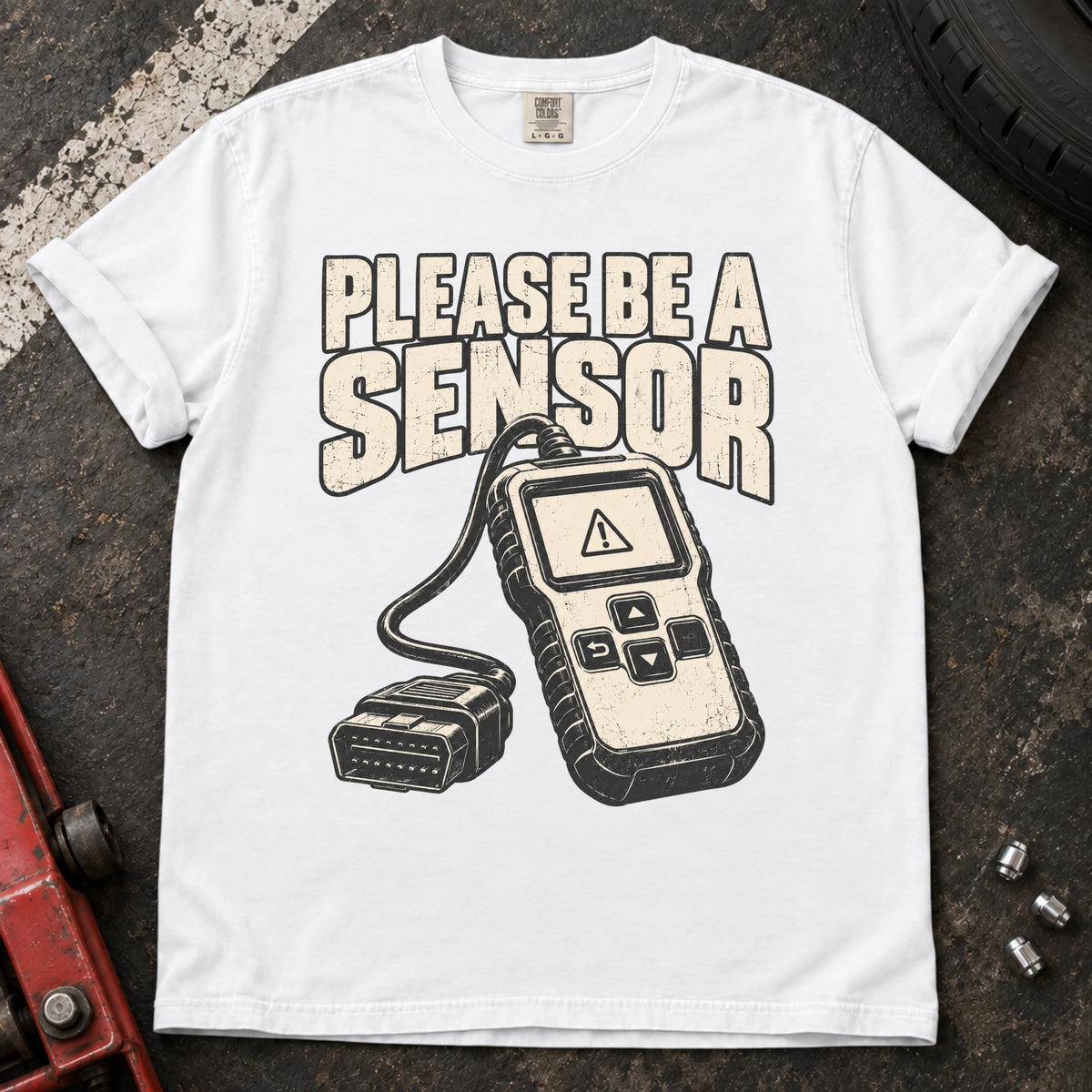 White car enthusiast T-shirt. A fault scanner accompanies the plea, please be a sensor.