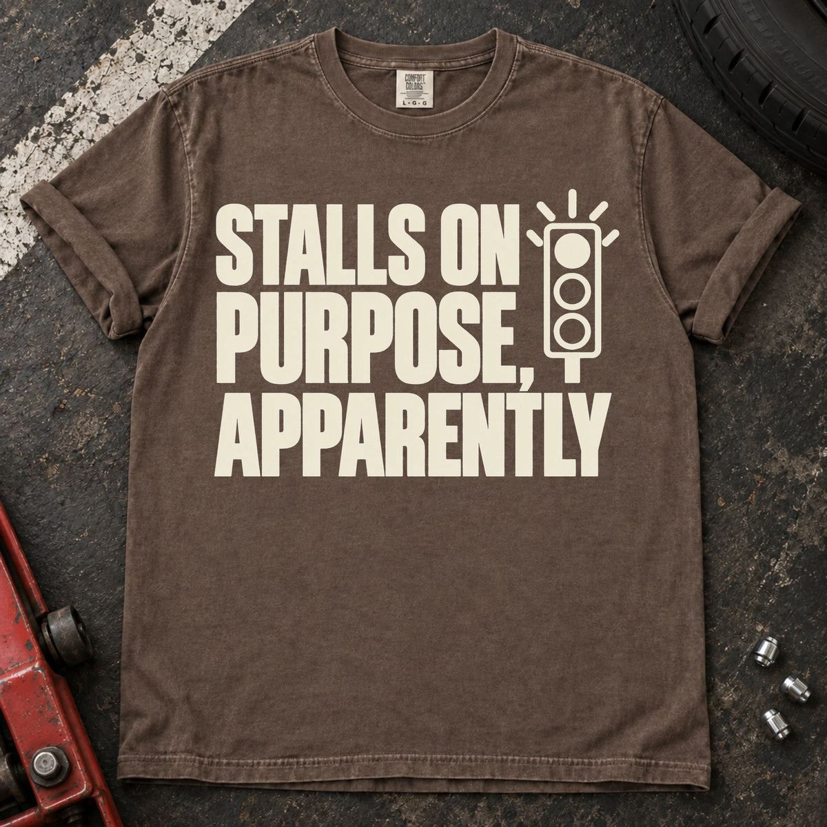Espresso car enthusiast T-shirt. A traffic light accompanies stalls on purpose, apparently.
