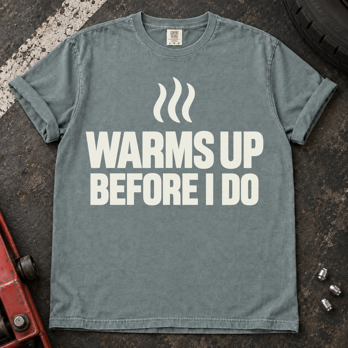 Bay car enthusiast T-shirt. Heat lines admit the car warms up before its driver does.